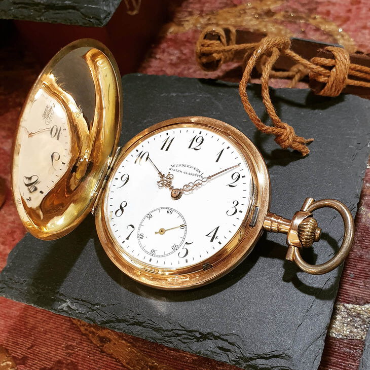 Taschenuhr in Gold